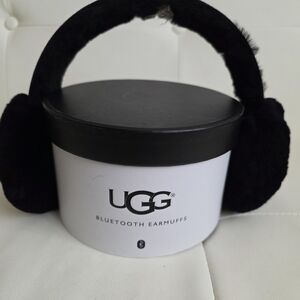 UGG Black Bluetooth Earmuffs